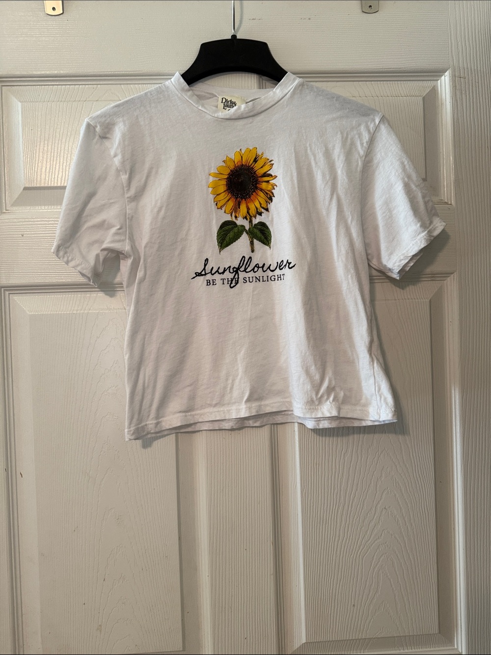 Dirty Laundry White Sunflower Graphic Tee